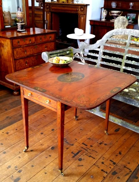 George III period satinwood Pembroke table c. 1800