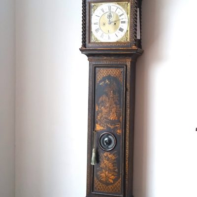 Queen Anne period Chinoiserie lacquered longcase clock c.1710