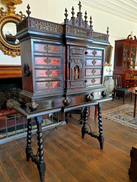 Collectors Cabinet or Wunderkammer in red tortoiseshell c 1680