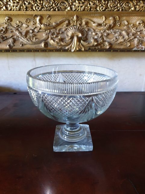 Irish Regency lead glass bowl c1820