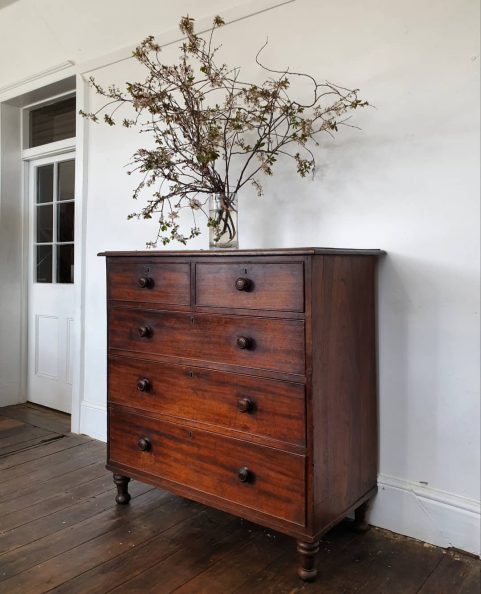 Tasmanian Colonial period cedar Chest of Drawers c1825