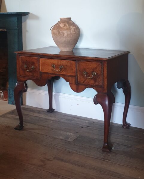Queen Anne Walnut Low Boy c1730