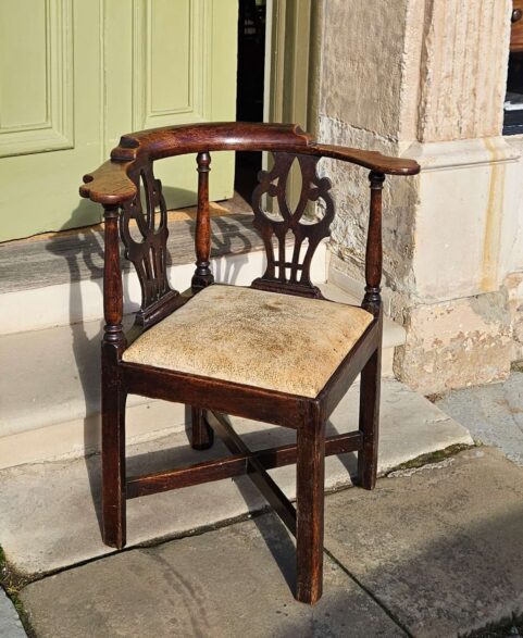 Country Chippendale Corner Chair c1760