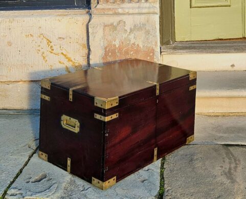 Georgian mahogany campaign box c1810